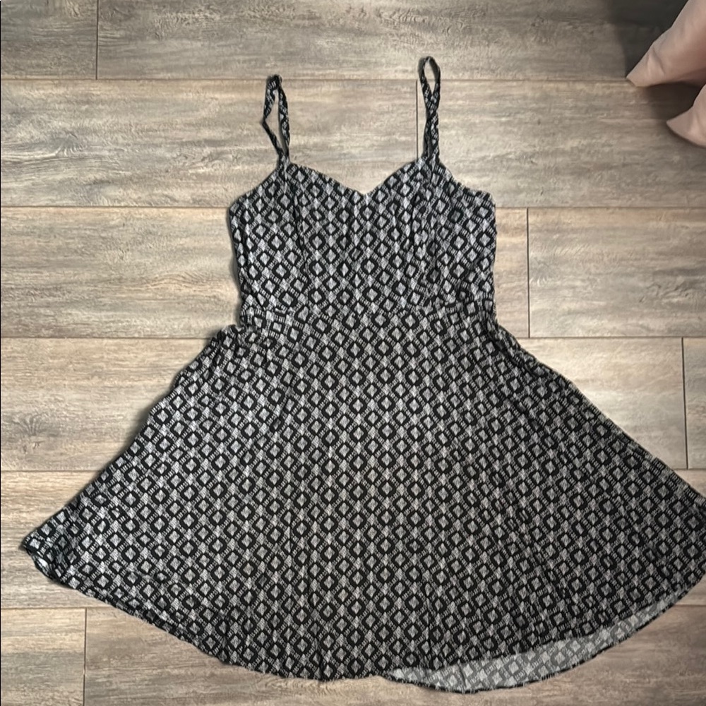 Old Navy Black and White Spaghetti Strap Mini Sundress